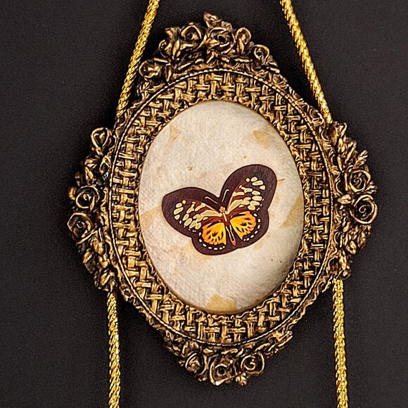 Vintage Ornate Framed Butterfly Wall Hanging 19" Excellent - Picture 7 of 8